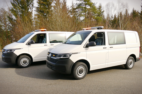 Legion lysbøyle montert på VW Transporter for Swarco Norge AS