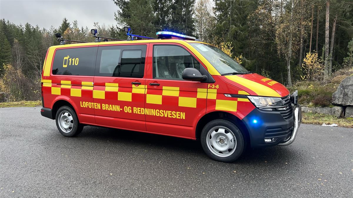 Vi gratulerer Lofoten Brann- og redningsvesen med ny Volkswagen Transporter  Mannskapsbil